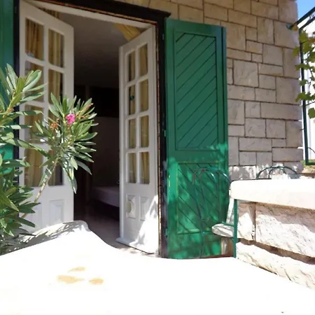 Apartment Brane Bol Exterior photo